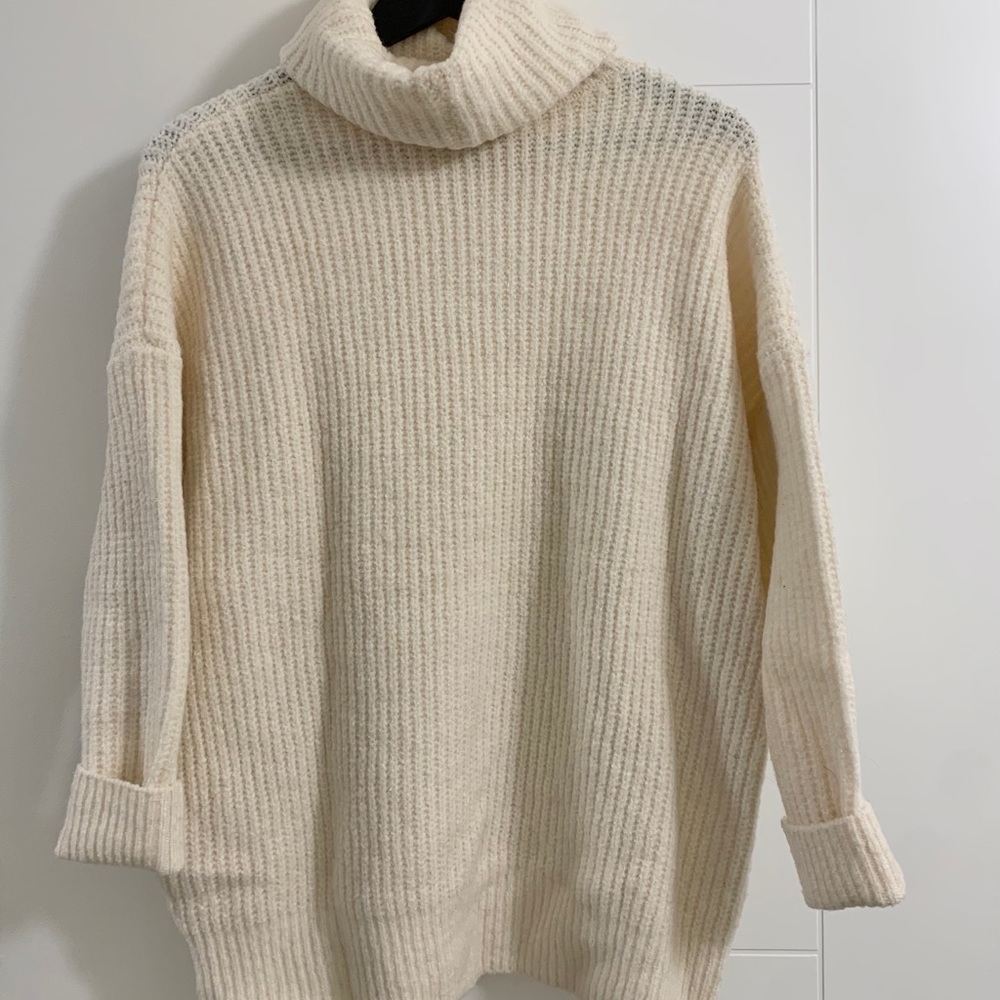 FOREVER 21 chunky knit turtleneck